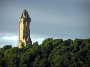 1200px-Wfm_wallace_monument
