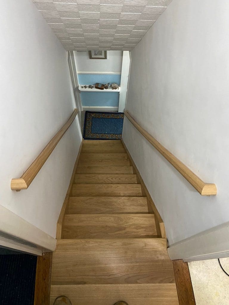 oak staircase renovation between walls in Gillingham