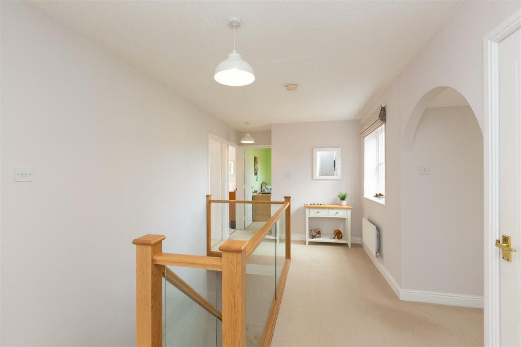 embedded glass staircase renovation in Shrewsbury